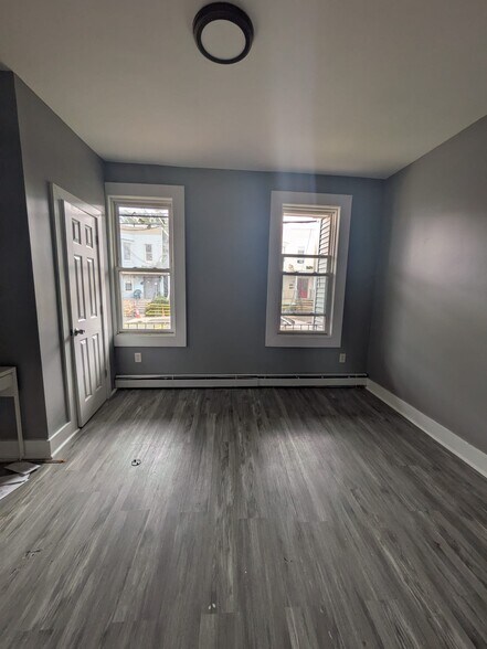 Building Photo - 168 Fulton Ave