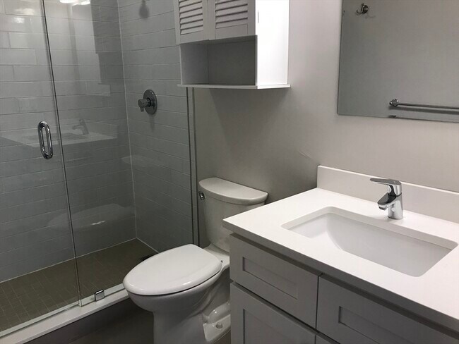 Building Photo - 10 Merrymount Rd