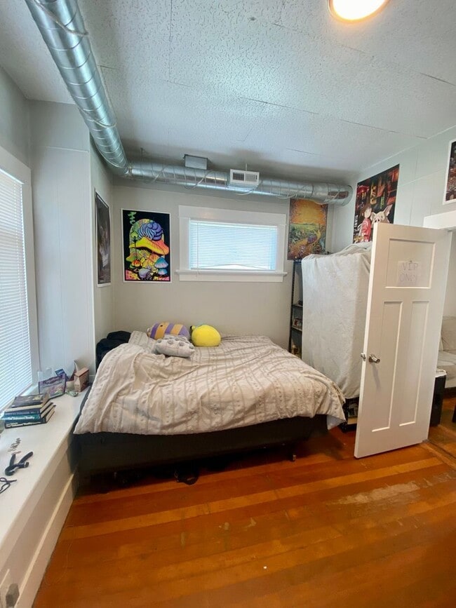 Building Photo - 1000 Billy Frank Jr. St