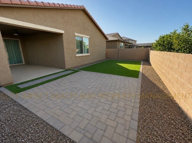 Building Photo - 6698 E Via Arroyo Azul