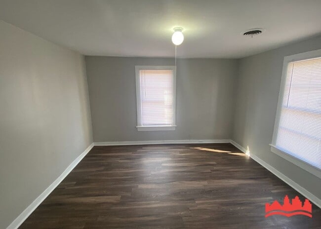 Building Photo - 2723 Supreme Ave