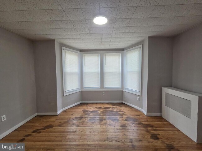 Building Photo - 633 E Allegheny Ave