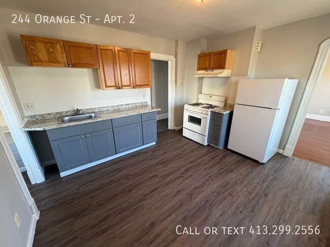 Building Photo - 244 Orange St