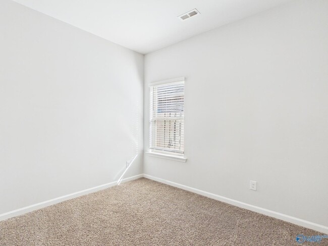 Building Photo - 506 E River Landing Blvd