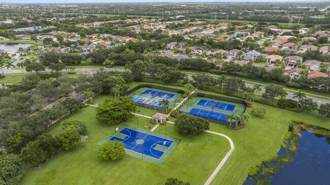 Building Photo - 4461 Mariners Cove Dr