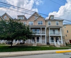 Building Photo - 154 Justin Dr