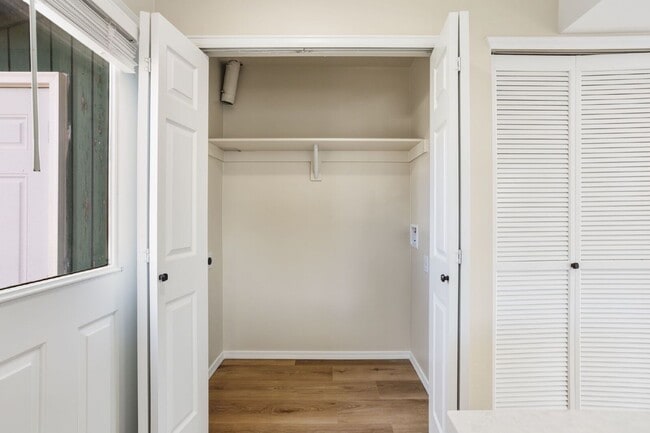 Building Photo - 2376 Washo Cir