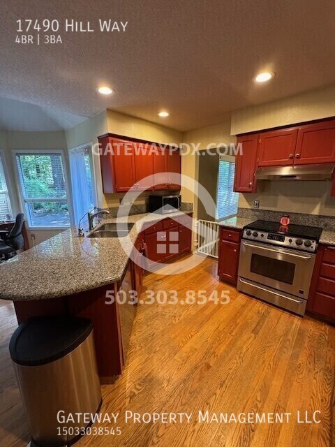 Building Photo - 17490 Hill Way