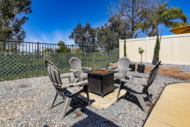 Building Photo - 35797 Rosedown Ln