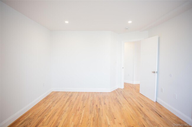 Building Photo - 20 Franklin Blvd