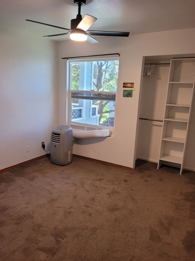Building Photo - Fairway Terrace, two bedroom