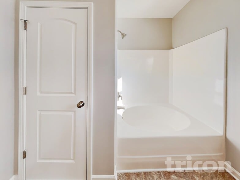 Building Photo - 3715 Gricklade Dr