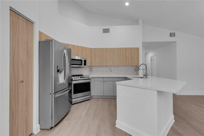 Primary Photo - 1525 Seabay Rd