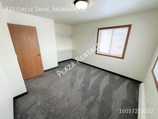 Building Photo - 2103 4th Ave SE