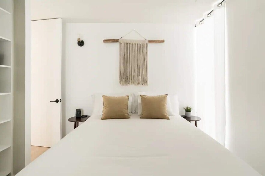 Building Photo - 1773 Torrance St