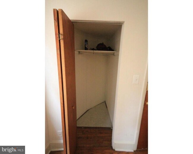 Building Photo - 729 Spruce St