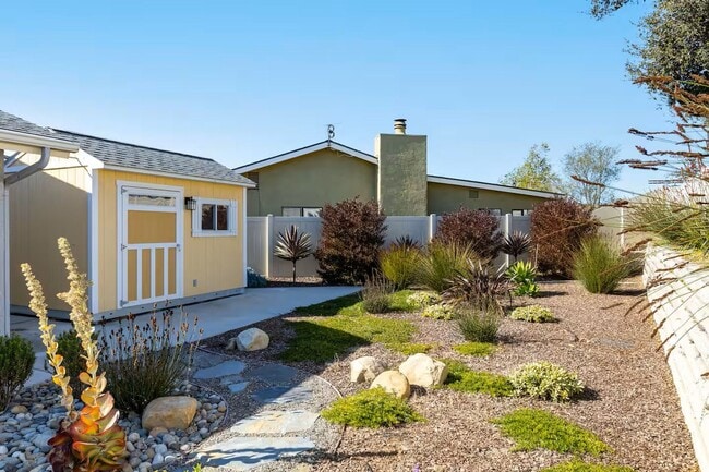 Building Photo - Grover Beach Oasis