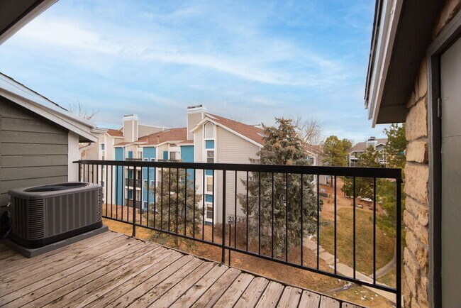 Building Photo - 8803 Colorado Blvd