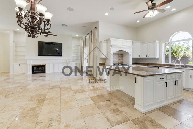 Building Photo - 4432 E Ford Ave