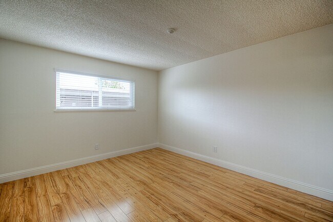 Building Photo - 1530 Atlanta Ct