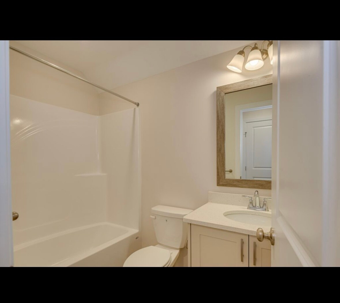 Building Photo - 9 Coslett Dr