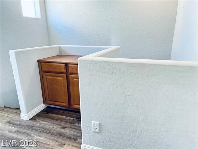 Building Photo - 8183 Lake Chippewa St