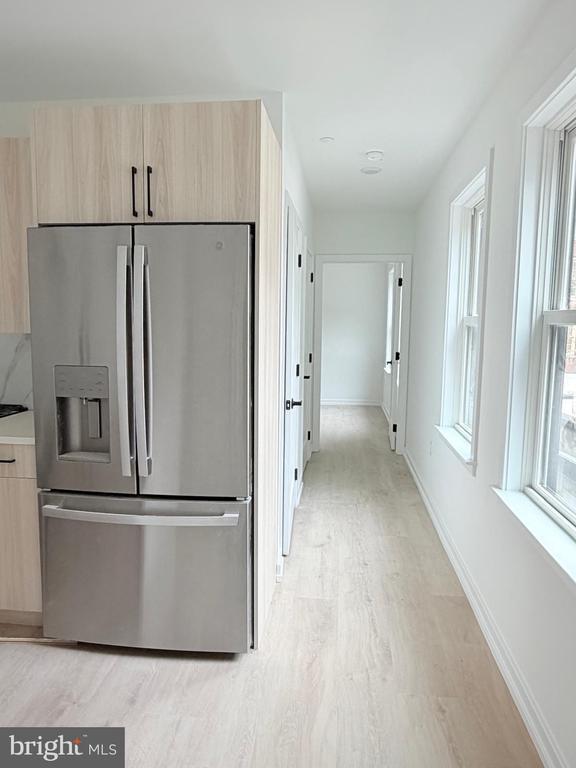 Building Photo - 208 Vine St