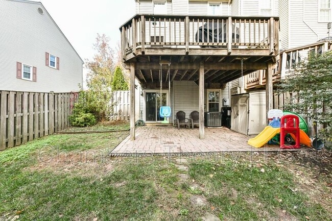 Building Photo - 7245 Worsley Way