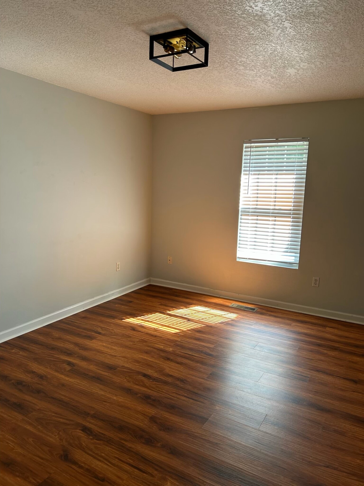 Living Room - 222 New Stock Rd