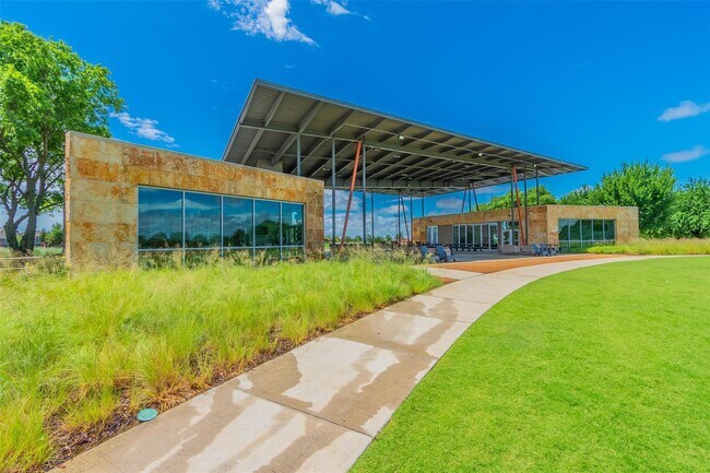 Building Photo - 7025 Trailhead St