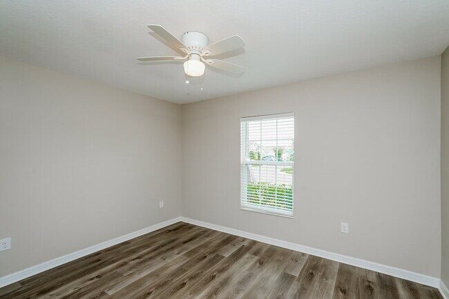 Building Photo - 10221 Carp Holw Rd