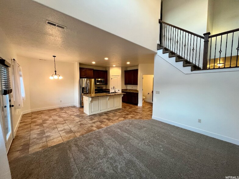 Building Photo - 828 S 1770 W