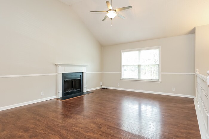 Building Photo - 309 Timberglen Dr