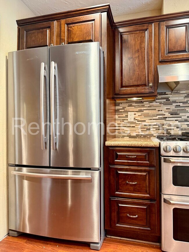 Building Photo - 11339 Red Cedar Ln