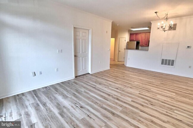 Building Photo - 21216 McFadden Square