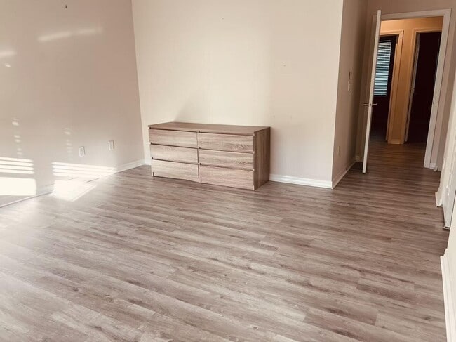 Building Photo - 1792 Via Sofia