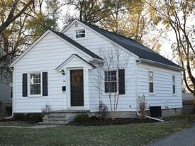 Building Photo - 49 Parkview Ave