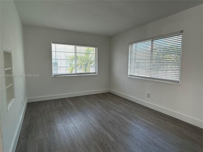 Building Photo - 1024 Pennsylvania Ave