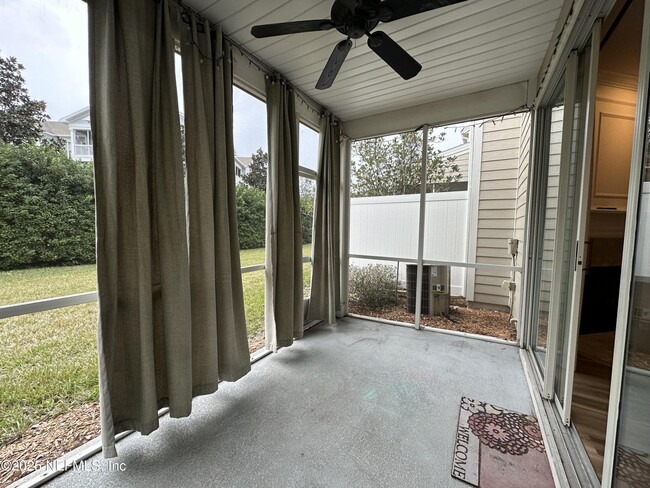 Building Photo - 11197 Castlemain Cir W