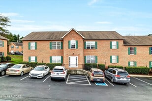 Building Photo - 4817 Poplar Crest Way