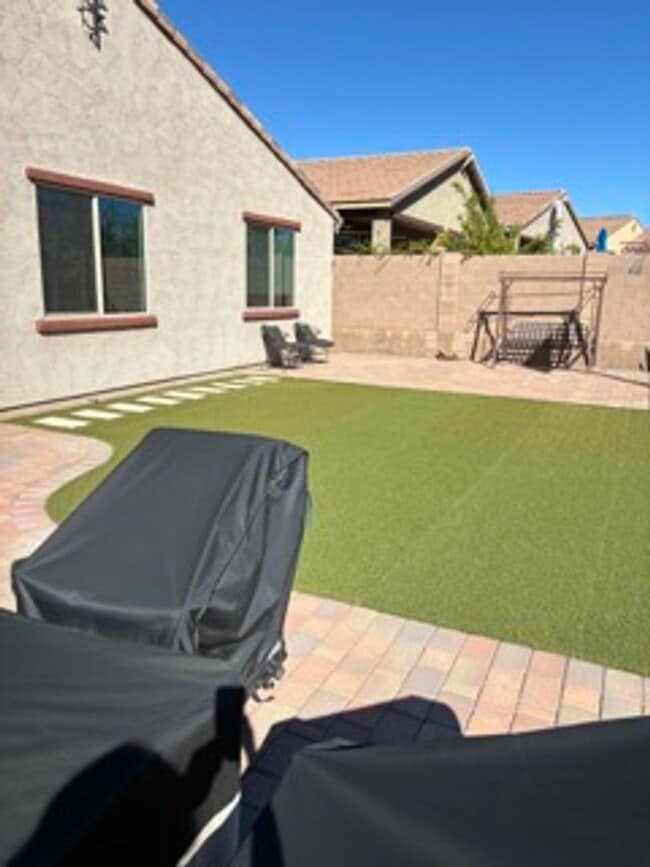 Building Photo - STUNNING NEWER HOME- GATED