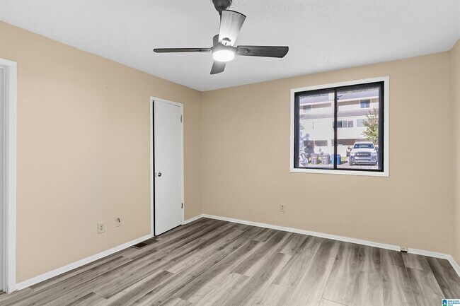 Building Photo - 510 Running Brook Rd