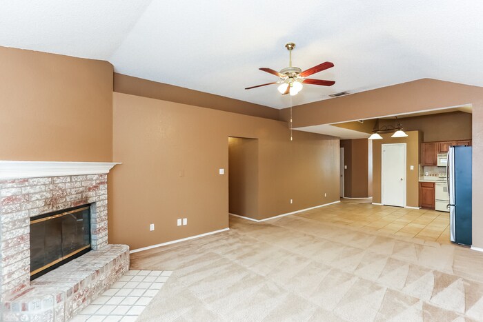 Building Photo - 7014 Snowivy Ct