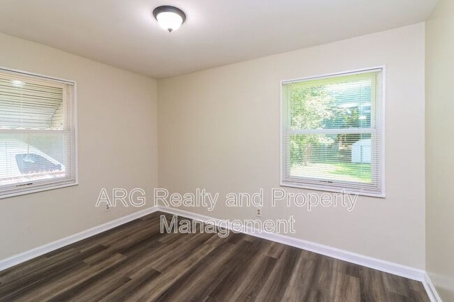 Building Photo - 2845 Cardo Dr NW