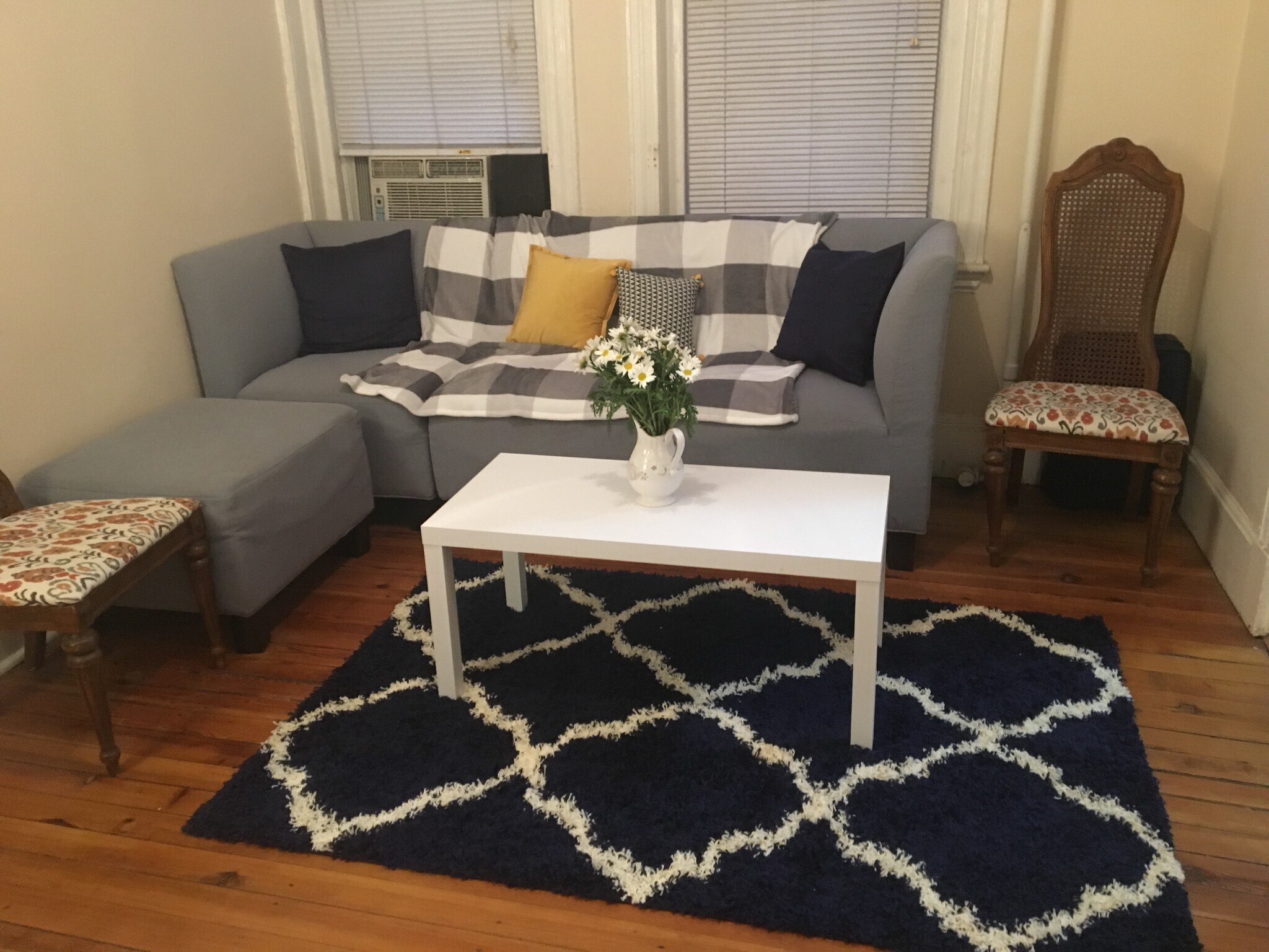 Building Photo - 36 Anderson St