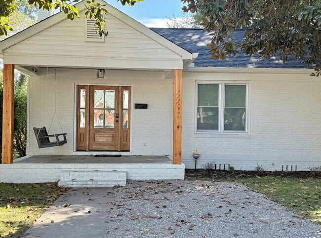 Building Photo - 2936 Oceola St