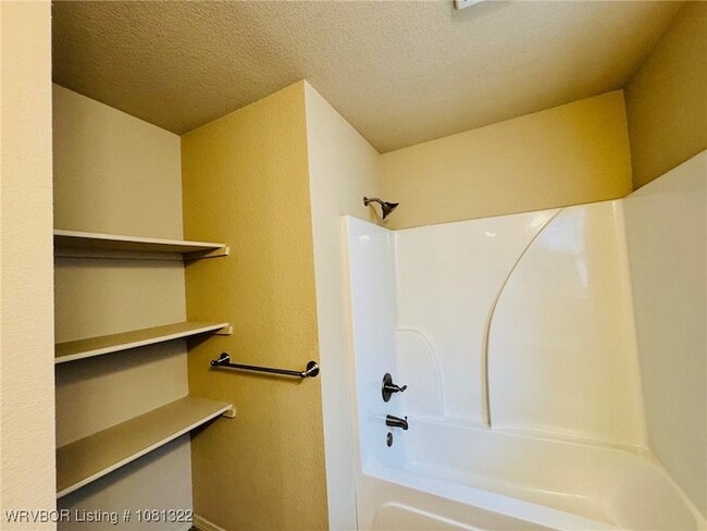 Building Photo - 204 Legacy Dr