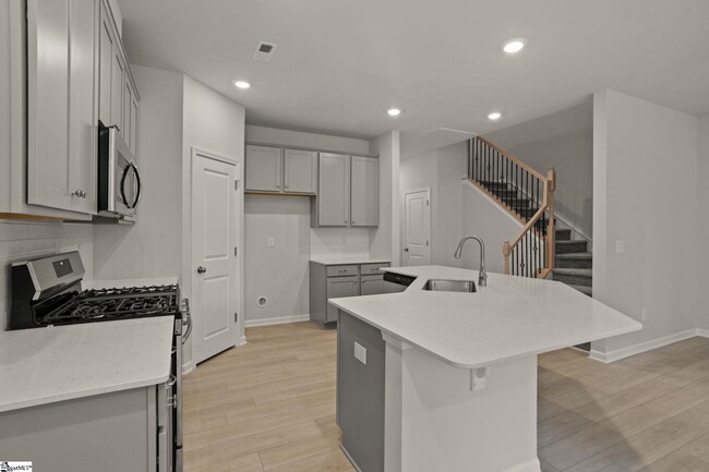 Building Photo - 220 Stellate Pl