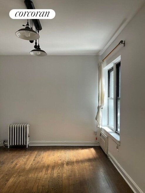 Building Photo - 4 W 101st St