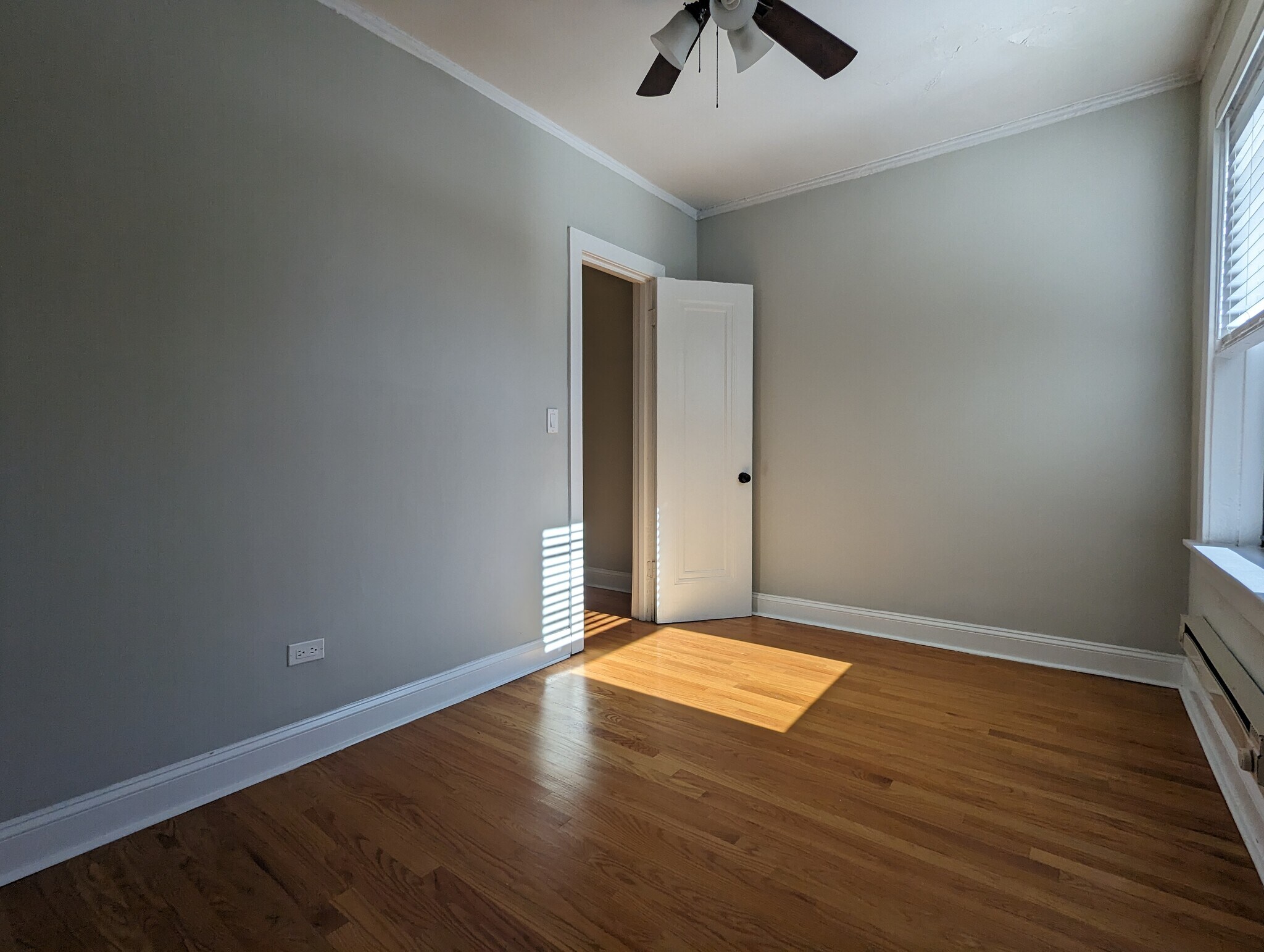 Building Photo - 618 W Patterson